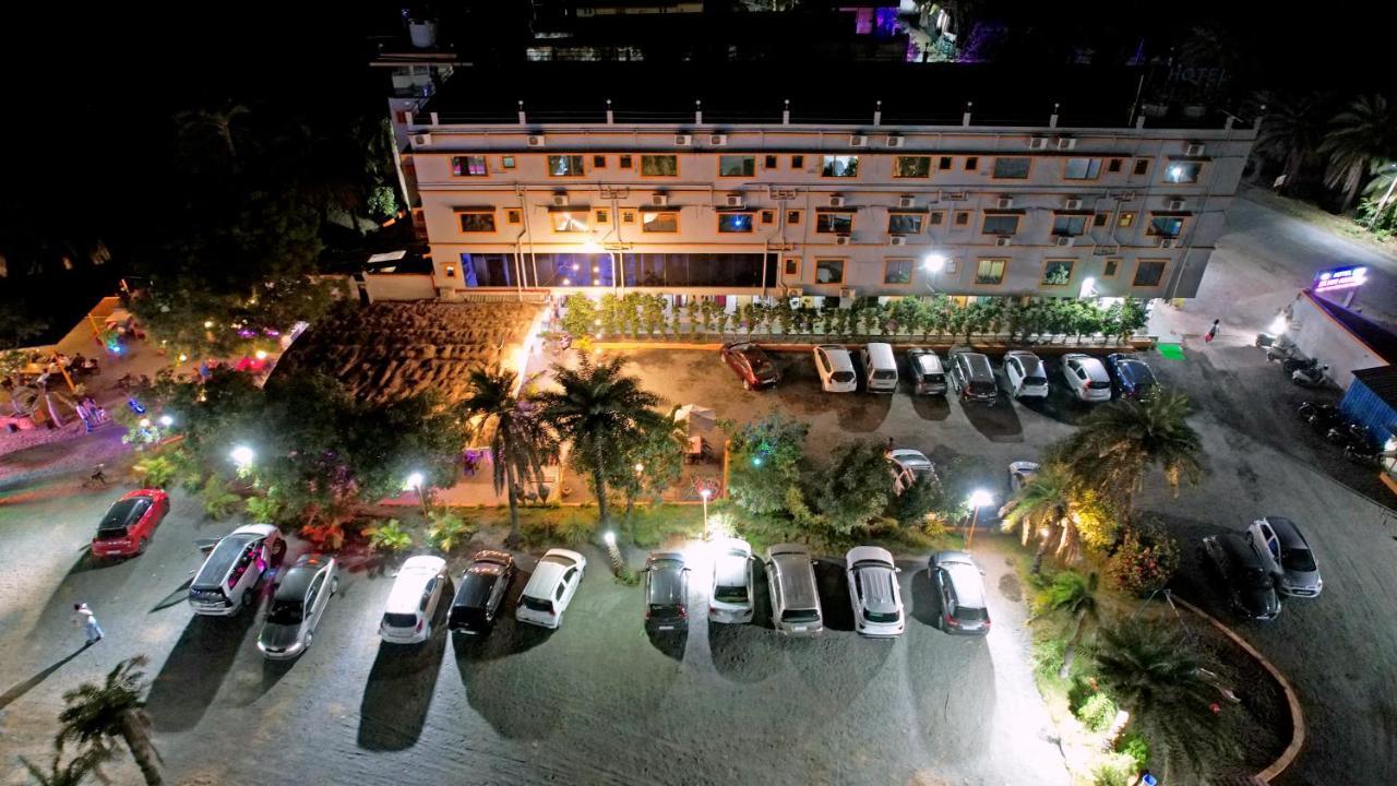 Hotel Silver Resort Daman Εξωτερικό φωτογραφία