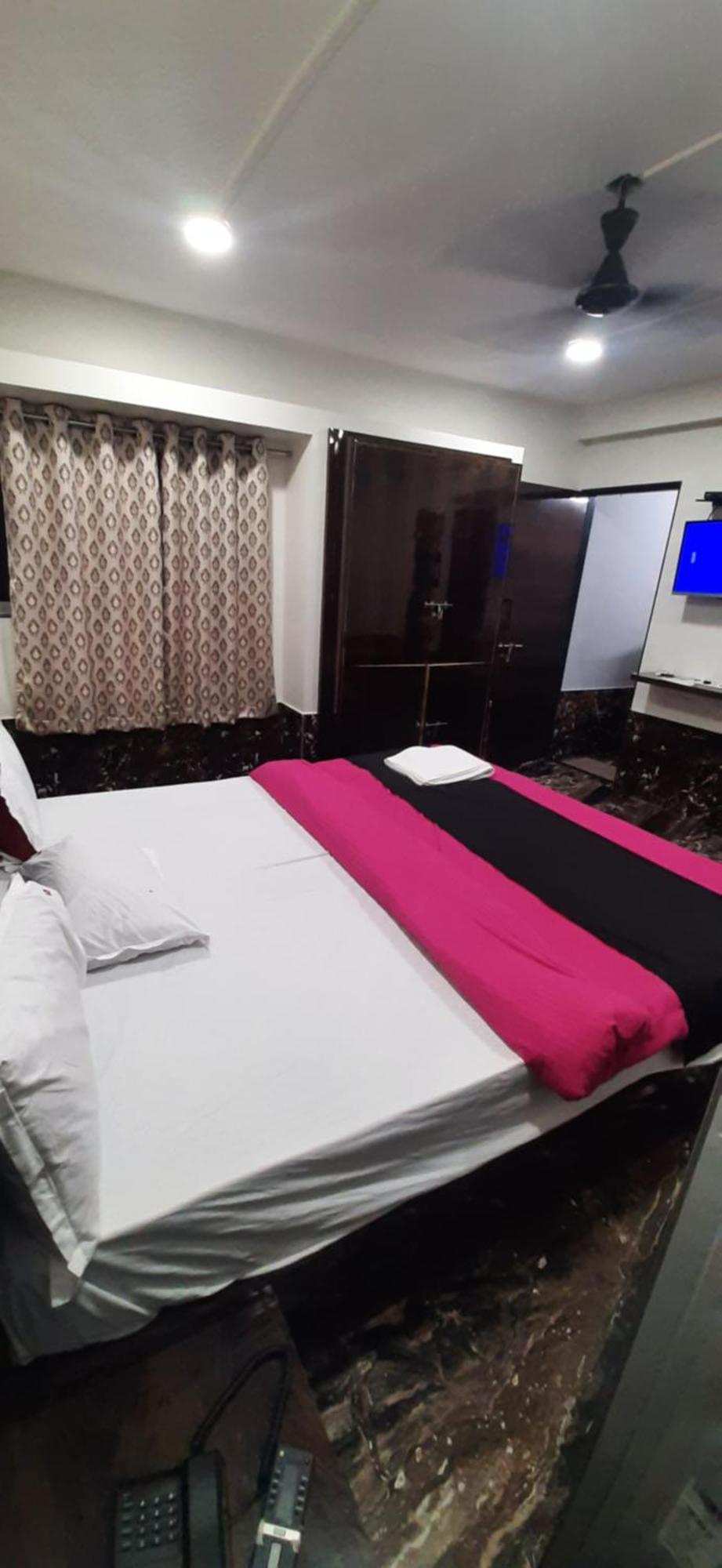 Hotel Silver Resort Daman Εξωτερικό φωτογραφία